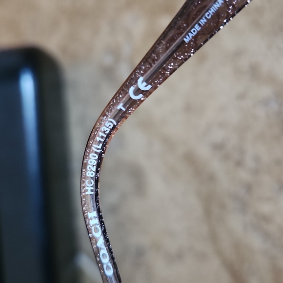 Coach Glitter Predcription  Sunglasses With Black Coach Hardshell Case - Picture 11 of 12